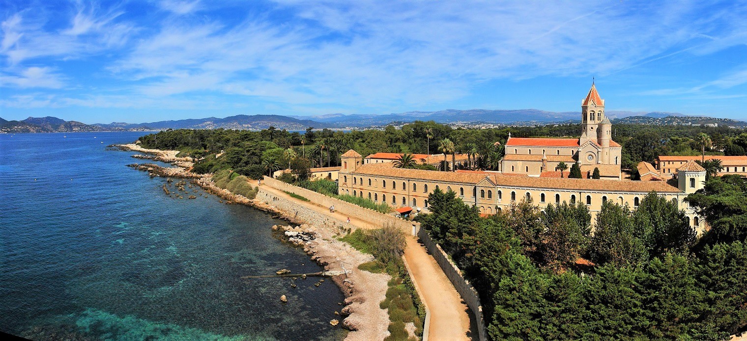 Cannes île monastique de Lerins Côte d'Azur French Riviera